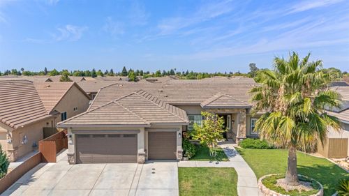 784 Aparicio Way, Galt, CA, 95632-3186 | Card Image