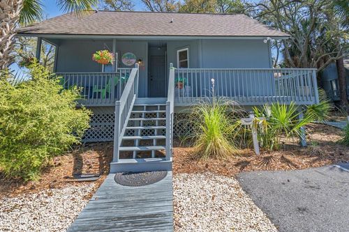 204 Sea Cloud Cir, Edisto Island, SC, 29438-3607 | Card Image