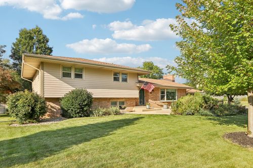 15300 Fieldstone Dr, Brookfield, WI, 53005-4558 | Card Image