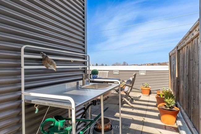 B - 475 Rogers Rd, Condo with 2 bedrooms, 2 bathrooms and 1 parking in York ON | Image 35