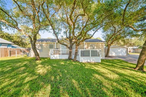 602 Pine Ave, Rockport, TX, 78382-5924 | Card Image