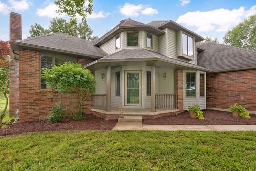 1506 Cody Rd, Nixa, MO, 65714-9761 | Card Image