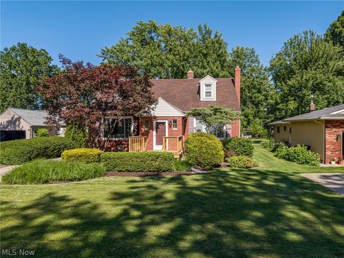 1455 Canterbury Rd, Westlake, OH, 44145-2440 | Card Image