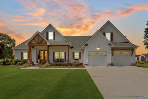 20373 Edgewood Rd, Athens, AL, 35614-5937 | Card Image