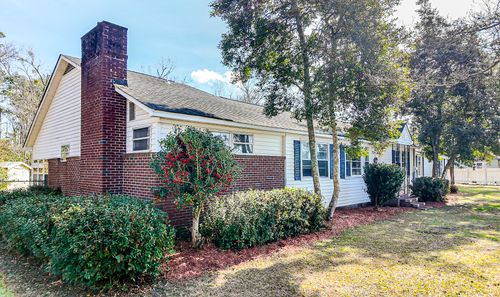 115 Rowes Pump Dr, Rowesville, SC, 29133-9543 | Card Image