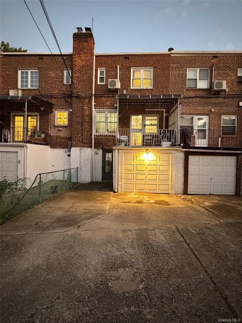 85-23 65th Rd, Rego Park, NY, 11374-5035 | Card Image