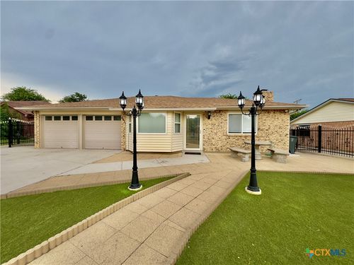 4611 Brian Dr, Killeen, TX, 76542-8465 | Card Image