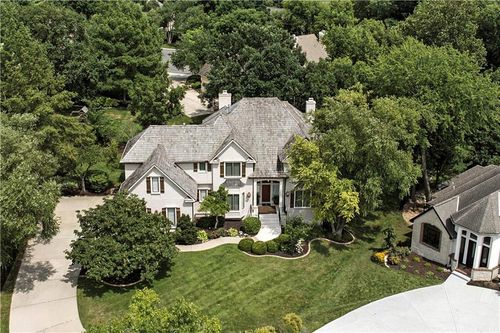 15145 Mohawk Cir, Leawood, KS, 66224-3830 | Card Image