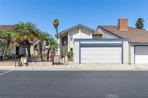 207 Los Padres Ln, Placentia, CA, 92870-6233 | Card Image