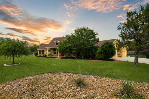 501 Goodnight Trl, Dripping Springs, TX, 78620-4518 | Card Image