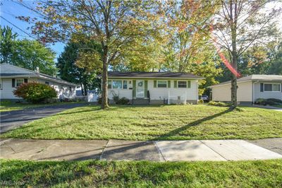 Single story home featuring a front yard | Image 2