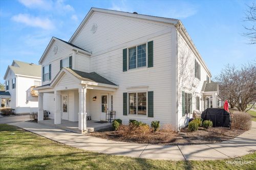 unit-b-746 Fieldcrest Dr, South Elgin, IL, 60177-3089 | Card Image
