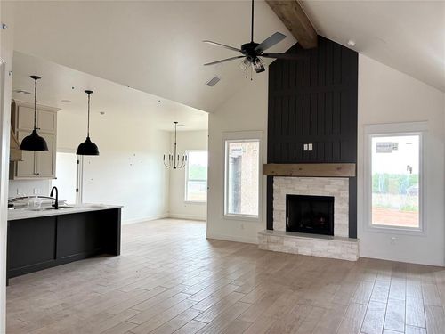 2005 Shady Oaks Cir, Blanchard, OK, 73010-3629 | Card Image