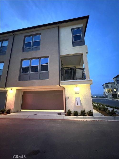 315 Honeysuckle Way, Oceanside, CA, 92057 | Card Image