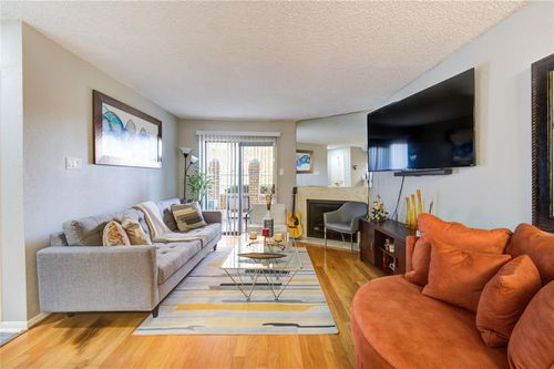 apt-408-12550 Whittington Dr, Houston, TX, 77077-4833 | Card Image