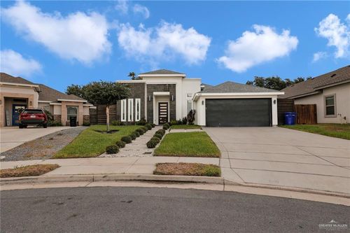 4120 Wisteria Ave, McAllen, TX, 78504-6553 | Card Image
