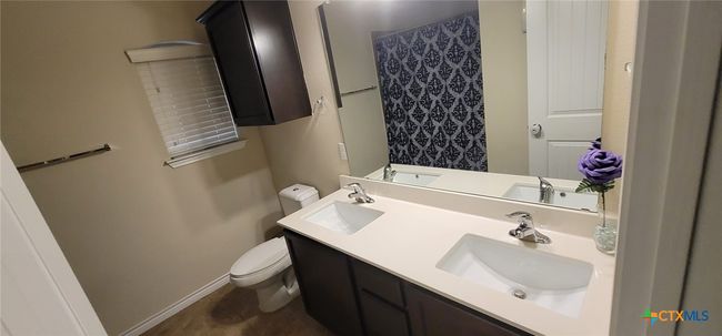 Hallway Full Bathroom | Image 13