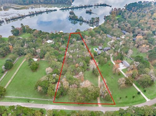 15012 Lake Paula Dr, Willis, TX, 77318-7808 | Card Image