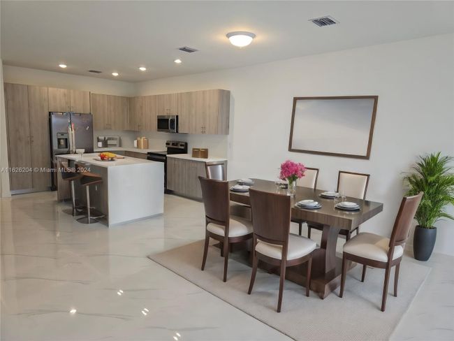 B - 22540 Sw 124 Ct, Townhouse with 5 bedrooms, 3 bathrooms and null parking in Miami FL | Image 6