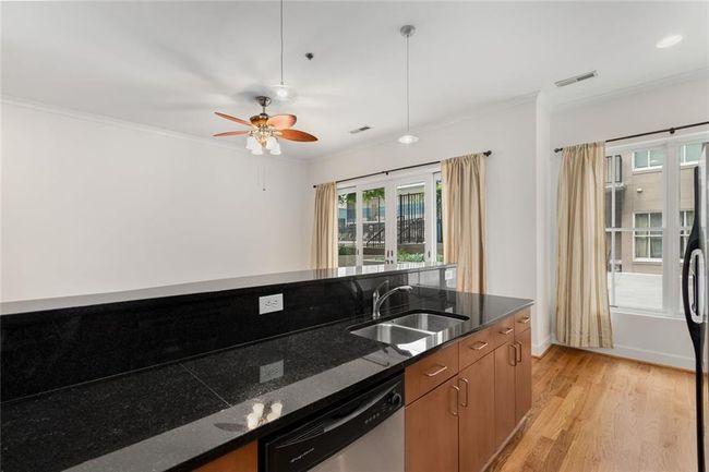 UNIT-123 - 384 Ralph Mcgill Blvd Ne, Condo with 1 bedrooms, 1 bathrooms and 1 parking in Atlanta GA | Image 7