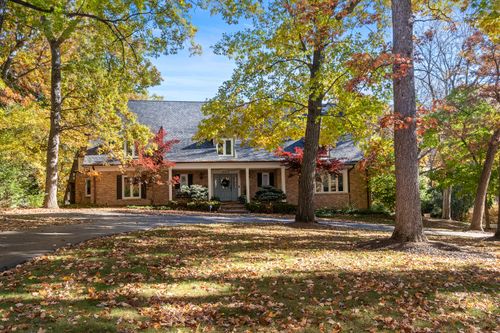 14220 Hillside Rd, Elm Grove, WI, 53122-1676 | Card Image