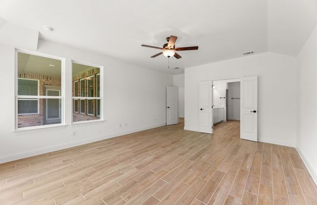 296 Muddy Creek Way, House other with 3 bedrooms, 3 bathrooms and 2 parking in Kyle TX | Image 9