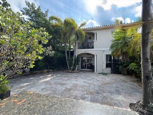 949 Harbor Vw N, Hollywood, FL, 33019-5055 | Card Image