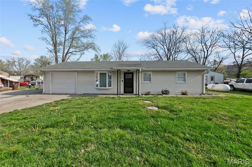 186 Oriole St, Cape Girardeau, MO, 63701-8878 | Card Image