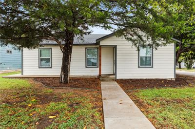 4301 Bagby Avenue, House other with 4 bedrooms, 3 bathrooms and 2 parking in Waco TX | Image 1