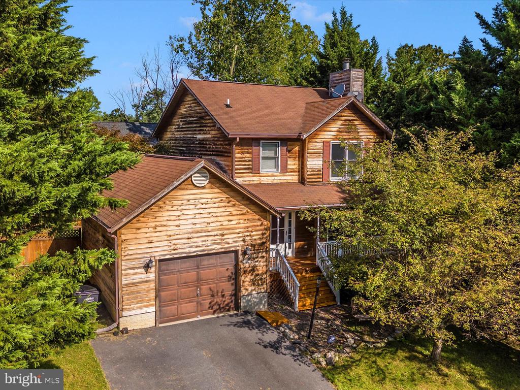 Old Barn Ct, New Market, MD 21774