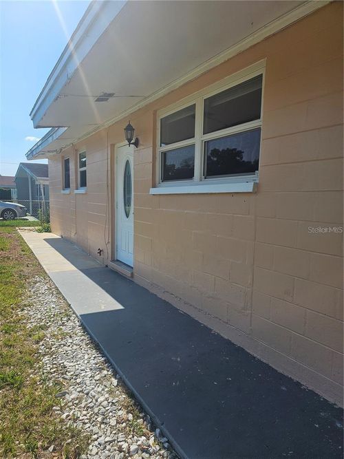 4510 W Clifton St, Tampa, FL, 33614-5426 | Card Image