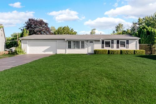445 Plymouth Rd, Valparaiso, IN, 46385-8236 | Card Image