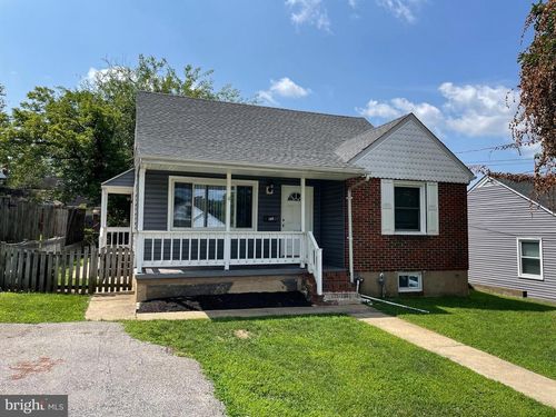 207 4th Ave, LANSDOWNE, MD, 21227-3173 | Card Image