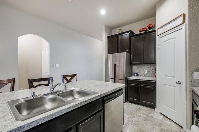 3415 Hughes Meadow Way, House other with 4 bedrooms, 3 bathrooms and 2 parking in Richmond TX | Image 7