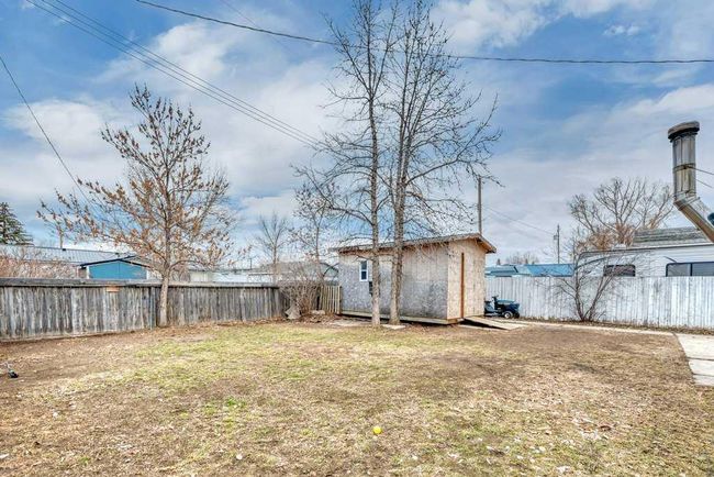 96 2 Avenue W, House other with 3 bedrooms, 2 bathrooms and 2 parking in Tilley AB | Image 30