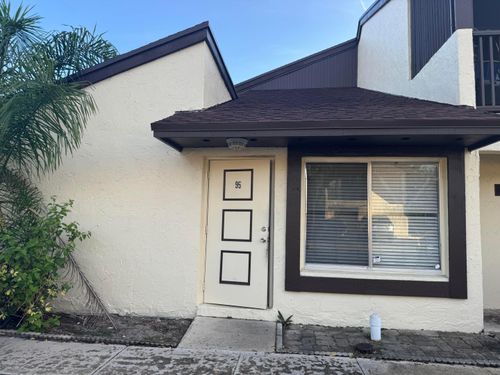 95-5336 Bosque Ln, West Palm Beach, FL, 33415-2633 | Card Image