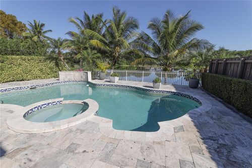 5901 Nw 110th Ct, Doral, FL, 33178-2816 | Card Image