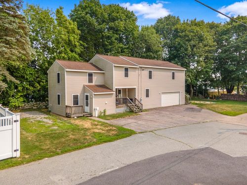 24 Knapp St, Somerset, MA, 02726-2514 | Card Image