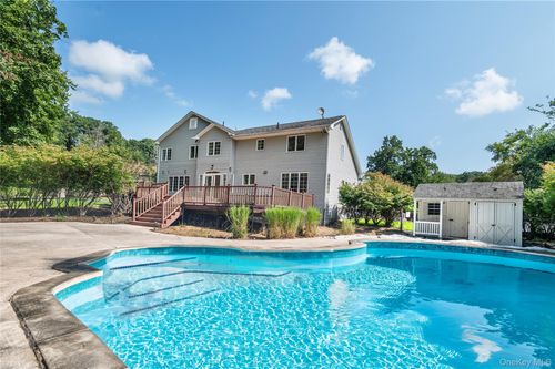 3 Lenni Lenape Ct, Stony Point, NY, 10980-3438 | Card Image