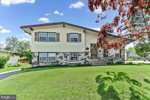 410 Lyndhurst Dr, BROOMALL, PA, 19008-4161 | Card Image