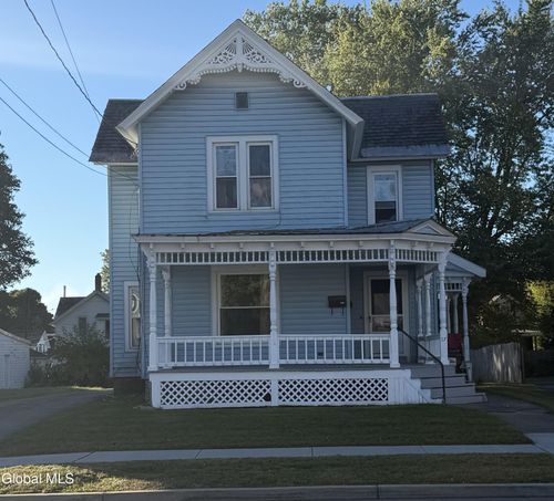 17 Dix Ave, Glens Falls, NY, 12801-3107 | Card Image