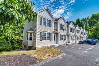 1 - 63 Crown Point Drive, Condo with 2 bedrooms, 1 bathrooms and null parking in Dover NH | Image 3