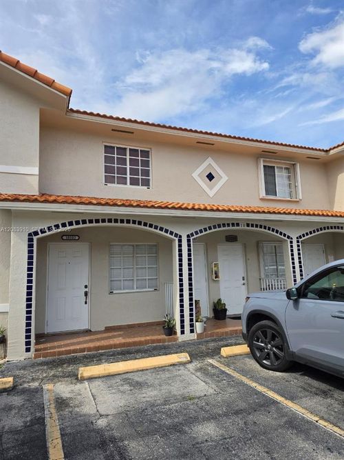 10-202-10101 W Okeechobee Rd, Hialeah Gardens, FL, 33016-3109 | Card Image