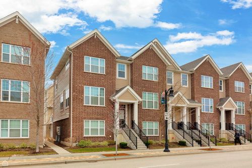 809 Lee St, Des Plaines, IL, 60016-6407 | Card Image