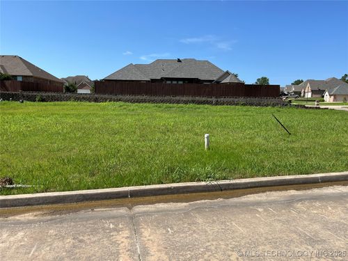 1331 E Magnolia, Ada, OK, 74820 | Card Image
