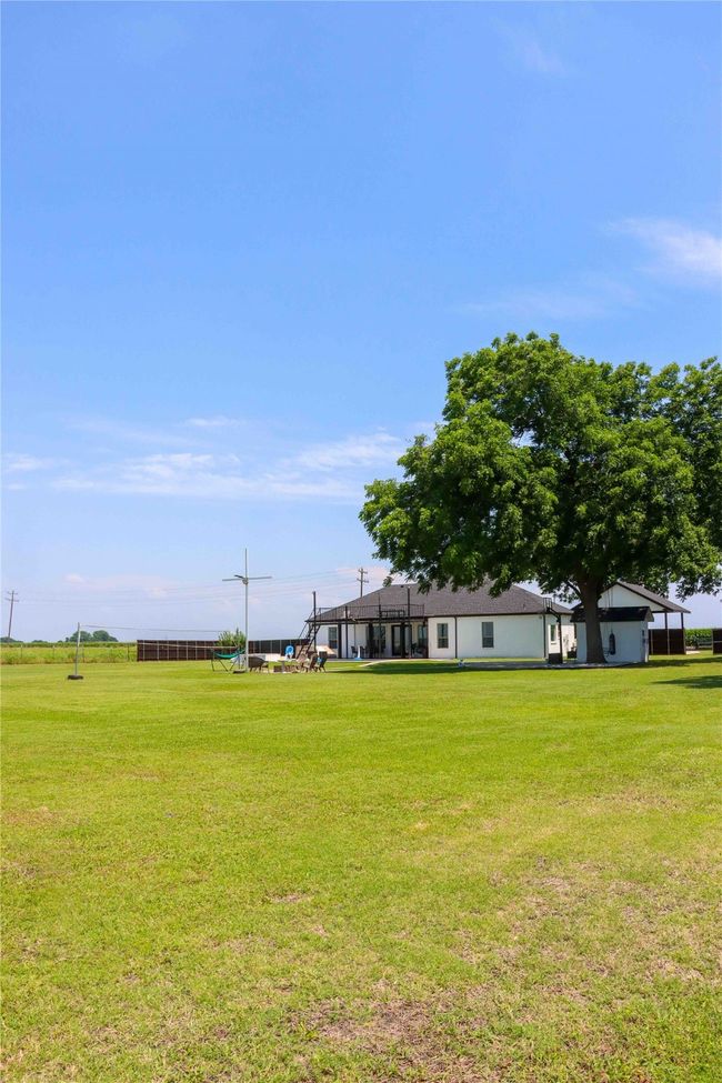 1511 Farrar Rd, House other with 3 bedrooms, 3 bathrooms and null parking in Palmer TX | Image 8