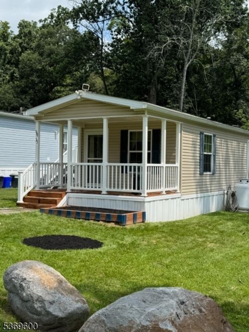 90 Honey Run Rd, Blairstown, NJ, 07825-3013 | Card Image
