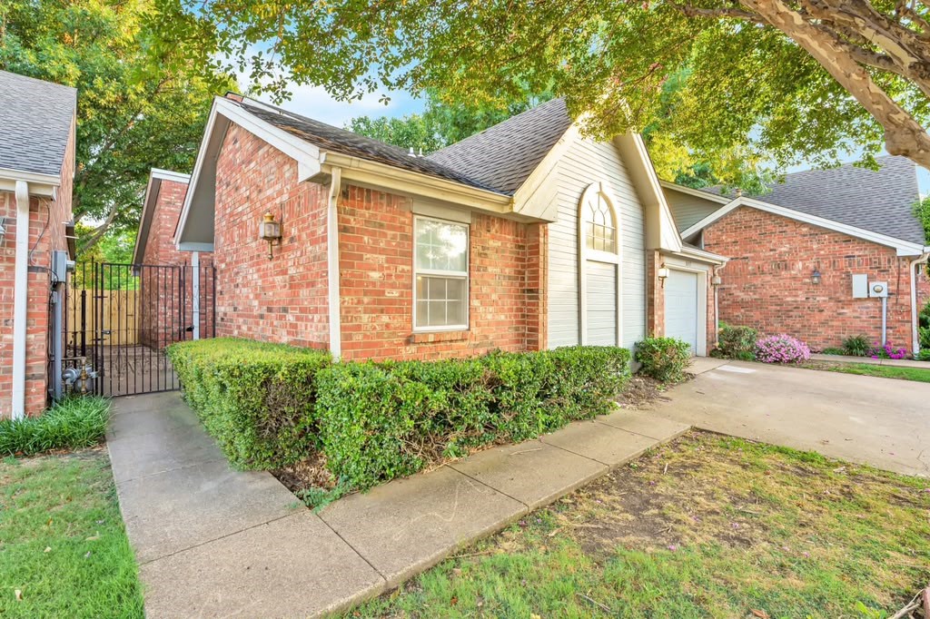 Residential Lease in Garland