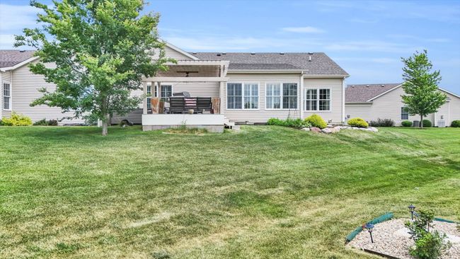1704 Whisper Meadow Ln, Townhouse with 3 bedrooms, 3 bathrooms and 2 parking in Mahomet IL | Image 85
