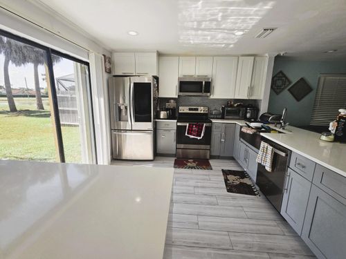 5885 Northpointe Ln, Boynton Beach, FL, 33437-2022 | Card Image